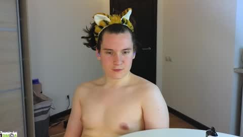 Snapshot of alex_candy_pump chatting on 02.11.25 FAVORITE online show from 02.11.25