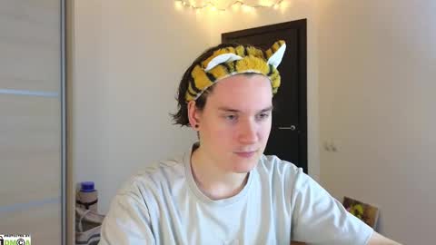 Snapshot of alex_candy_pump chatting on 03.12.25 FAVORITE online show from 03.12.25