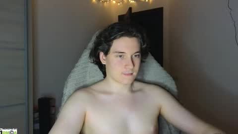 Snapshot of alex_candy_pump chatting on 10.02.25 FAVORITE online show from 10.02.25