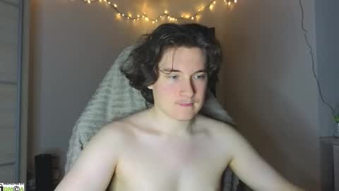 Snapshot of alex_candy_pump chatting on 10.05.25 FAVORITE online show from 10.05.25