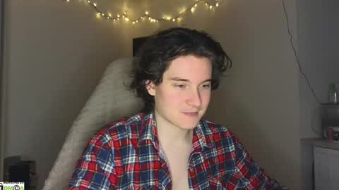 Snapshot of alex_candy_pump chatting on 10.22.25 FAVORITE online show from 10.22.25