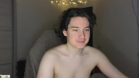 Snapshot of alex_candy_pump chatting on 10.28.25 FAVORITE online show from 10.28.25