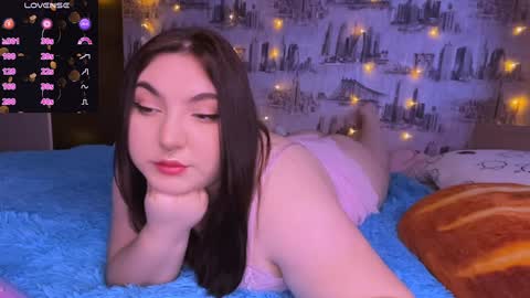 Snapshot of alex_dreams_ chatting on 01.19.25 Alex online show from 01.19.25