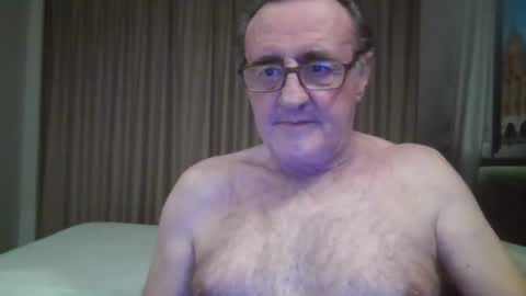 Snapshot of alex_fetishplayer chatting on 12.13.24 Alex online show from 12.13.24