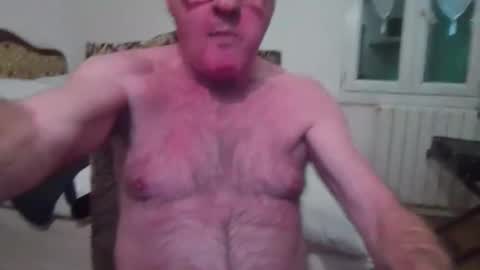 Snapshot of alex_fetishplayer chatting on 02.18.25 Alex online show from 02.18.25