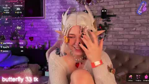 Snapshot of alex_howell chatting on 03.09.25 alex_howell online show from 03.09.25