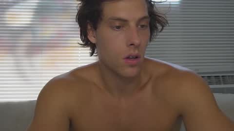 Alex Stone online show from 10.24.25