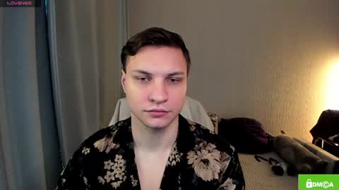 Snapshot of alex_milson chatting on 06.28.26 alex_milson online show from 06.28.26