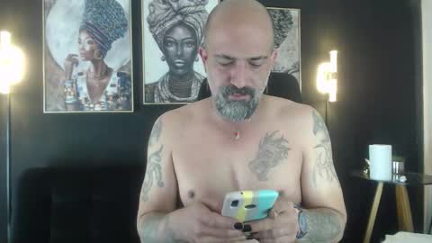 Snapshot of alex_saints_ce chatting on 02.10.26 Alex Saints online show from 02.10.26