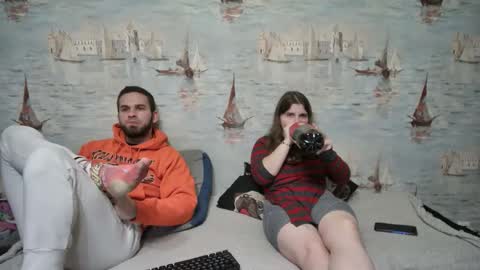 Alex and Sarah online show from 10.15.25