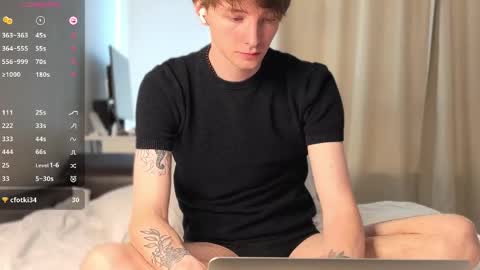 Snapshot of alex_schafer chatting on 05.12.26 alex_schafer online show from 05.12.26