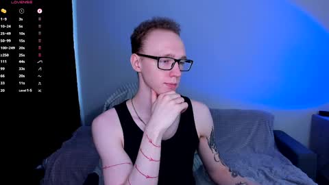 Snapshot of alex_silent chatting on 06.01.26 alex_silent online show from 06.01.26