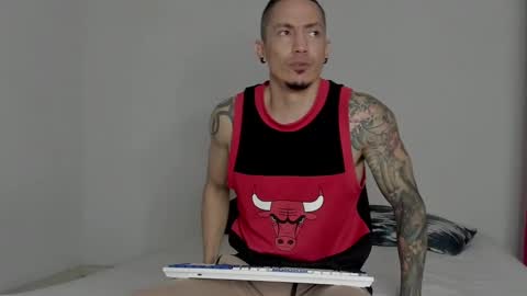 alex_sthorm online show from 01.06.25