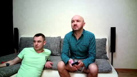 Alex and Tobey online show from 11.19.25