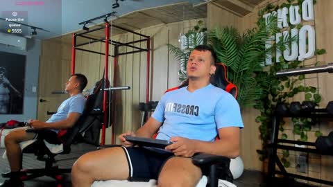 Alex Towers online show from 01.04.25