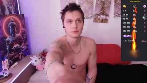 Alex WandHot online show from 04.30.26
