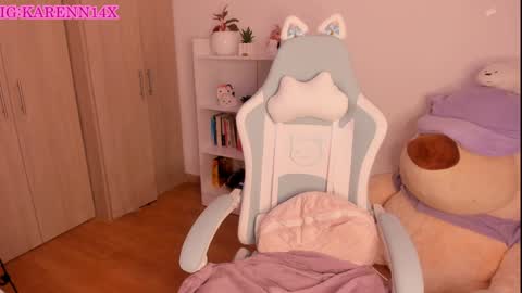 Snapshot of alexa_6908 chatting on 02.07.25 alexa online show from 02.07.25