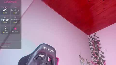 Snapshot of alexa_cutee chatting on 02.21.25 Dani online show from 02.21.25