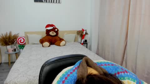 Snapshot of alexa_dolly chatting on 12.16.24 Alexa online show from 12.16.24