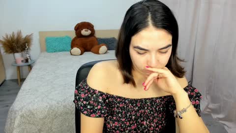 Snapshot of alexa_dolly chatting on 01.31.25 Alexa online show from 01.31.25