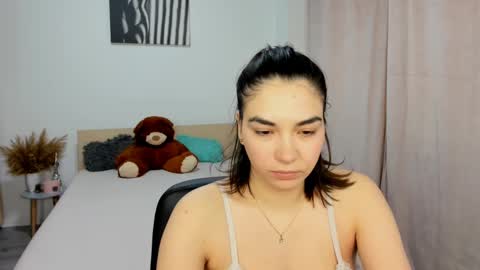 Snapshot of alexa_dolly chatting on 02.24.25 Alexa online show from 02.24.25