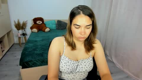 Snapshot of alexa_dolly chatting on 09.17.25 Alexa online show from 09.17.25