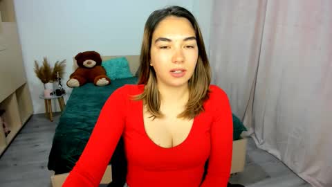 Snapshot of alexa_dolly chatting on 09.29.25 Alexa online show from 09.29.25