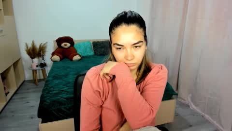 Snapshot of alexa_dolly chatting on 10.02.25 Alexa online show from 10.02.25