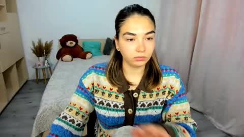 Snapshot of alexa_dolly chatting on 10.04.25 Alexa online show from 10.04.25