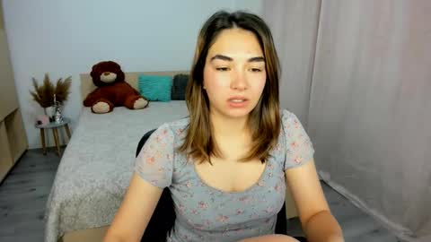 Snapshot of alexa_dolly chatting on 10.20.25 Alexa online show from 10.20.25