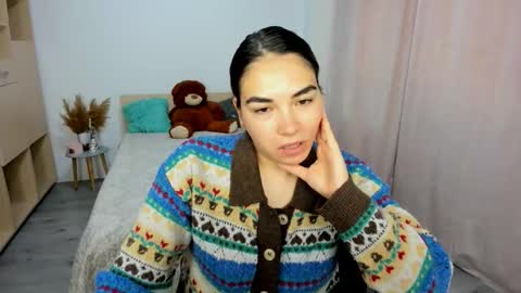 Snapshot of alexa_dolly chatting on 11.08.25 Alexa online show from 11.08.25