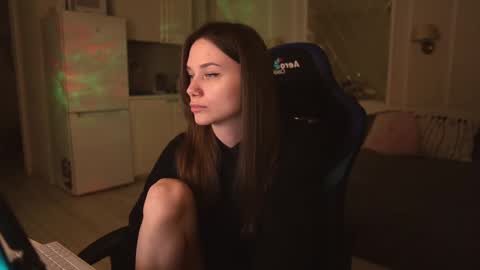 Snapshot of alexa_feels chatting on 03.02.25 Little Duck homie online show from 03.02.25