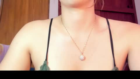 Snapshot of alexa_latina chatting on 05.07.26 alexa latina online show from 05.07.26
