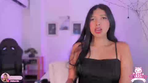 Alexa Millers online show from 11.01.25