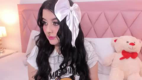 Snapshot of alexa_star1 chatting on 12.17.24 Alexa online show from 12.17.24