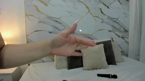 Snapshot of alexa_star1 chatting on 02.21.25 Alexa online show from 02.21.25