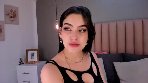 Alexa Thaylor online show from 03.04.25