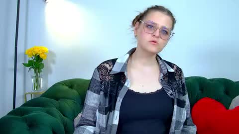 AlexaAvery online show from 06.06.26