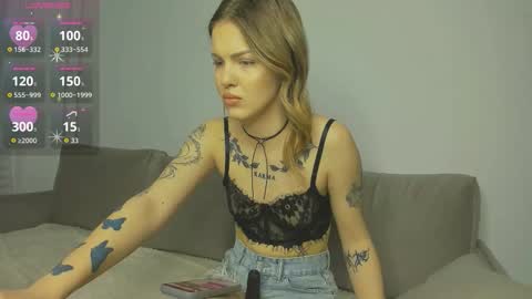 Snapshot of alexafiligrannova chatting on 02.21.26 alexafiligrannova online show from 02.21.26