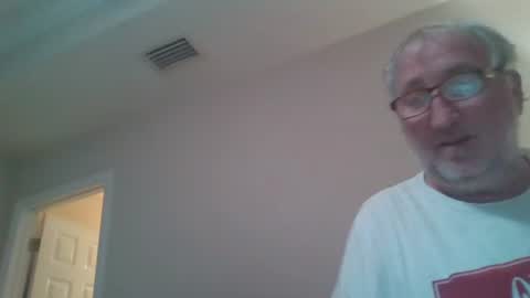 Snapshot of alexalabama chatting on 12.31.24 Alex online show from 12.31.24