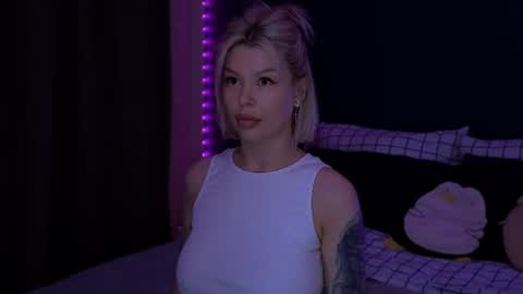 Alexa Mason online show from 06.20.26