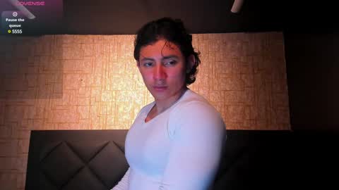 Snapshot of alexander_classy chatting on 02.27.25 Alex online show from 02.27.25