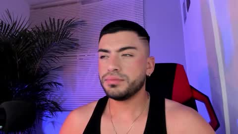 Snapshot of alexander_diiaz chatting on 09.30.25 Alexander Diaz online show from 09.30.25