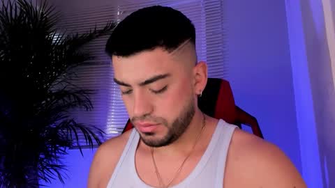 Snapshot of alexander_diiaz chatting on 10.20.25 Alexander Diaz online show from 10.20.25