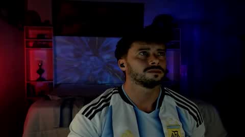 Snapshot of alexanderjaz chatting on 12.21.25 Alexander Jaz online show from 12.21.25