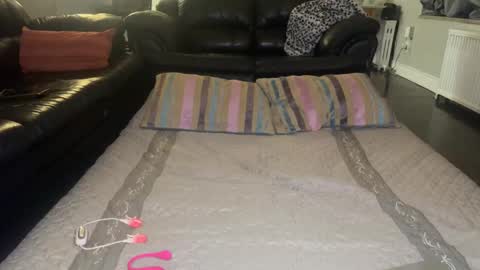 Alex  John online show from 01.06.25