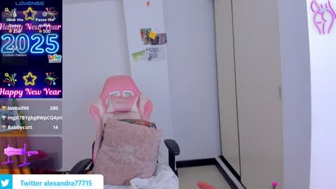 Alexandra Independent model online show from 01.16.25