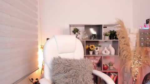 Alexandra Rodriguez online show from 02.07.26