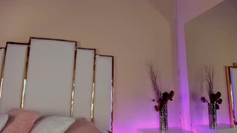 alexandraa_gomez online show from 09.15.25