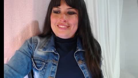 alexandrasaen online show from 11.23.25